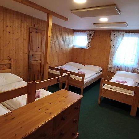 Penzion U Rybníka Mariánská Exterior foto